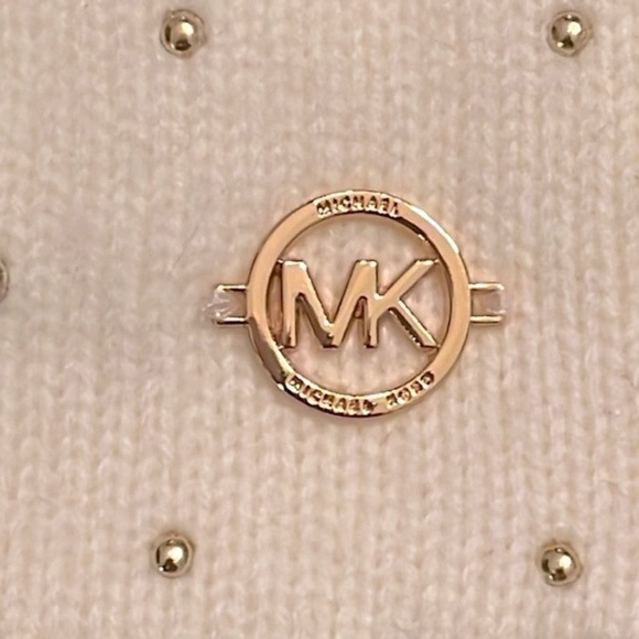 Brand New Michael Kors Cream Knit Beanie Hat w/ Gold Tone Metal Logo & Studs main image 12